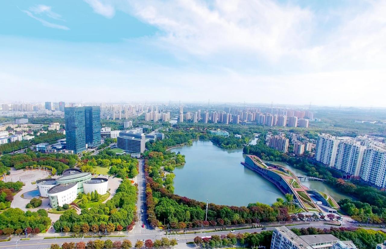 Crowne Plaza Shanghai Xiayang Lake By Ihg Qingpu Exteriör bild