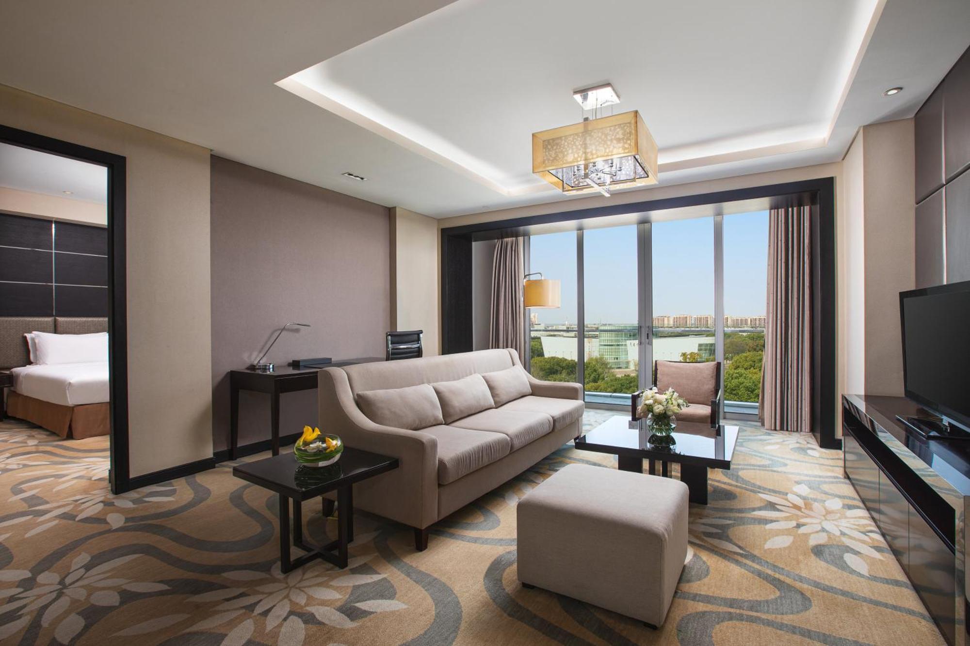 Crowne Plaza Shanghai Xiayang Lake By Ihg Qingpu Exteriör bild